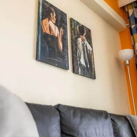شقة Your Cozy Orange لاريسا